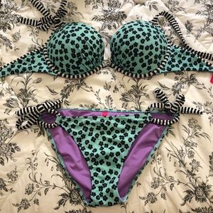 PINK Victoria’s Secret Bikini
